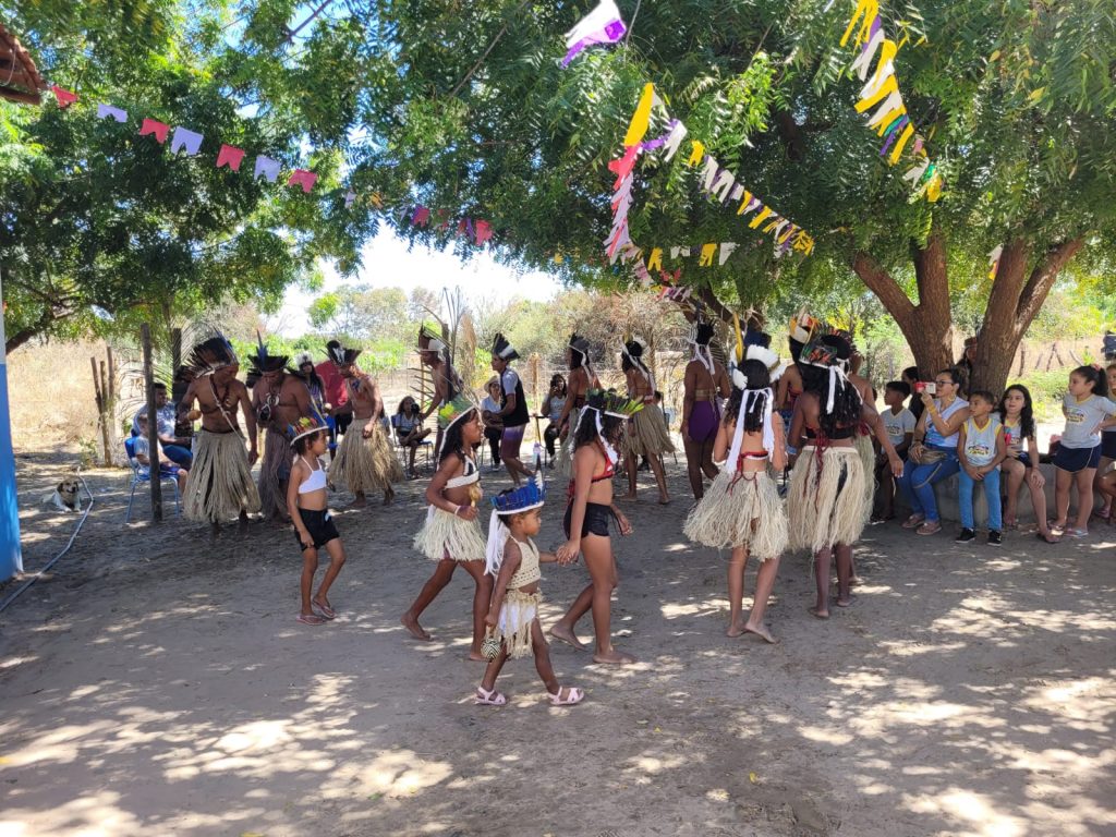 Indígenas da Tribo Atikum, Povoado de Benfica.